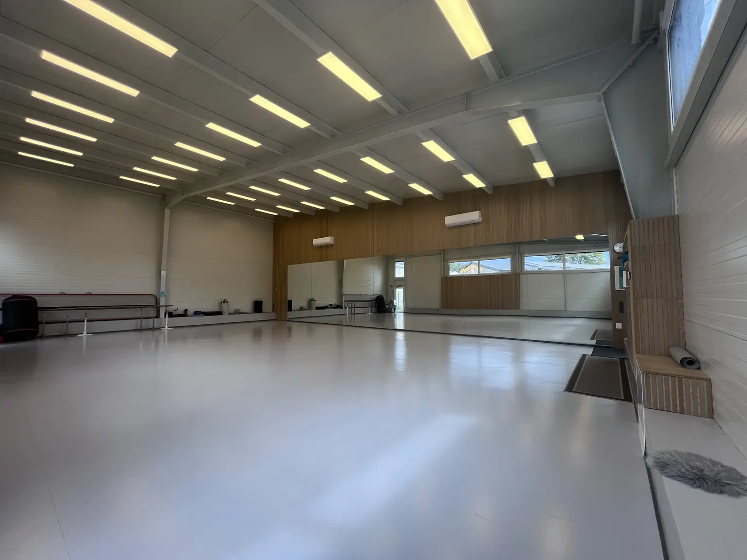 Studio 4