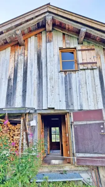 MIETE: ACHTUNG! Tiroler Almhütte mit FREIZEITWOHNSITZ auf 1700m