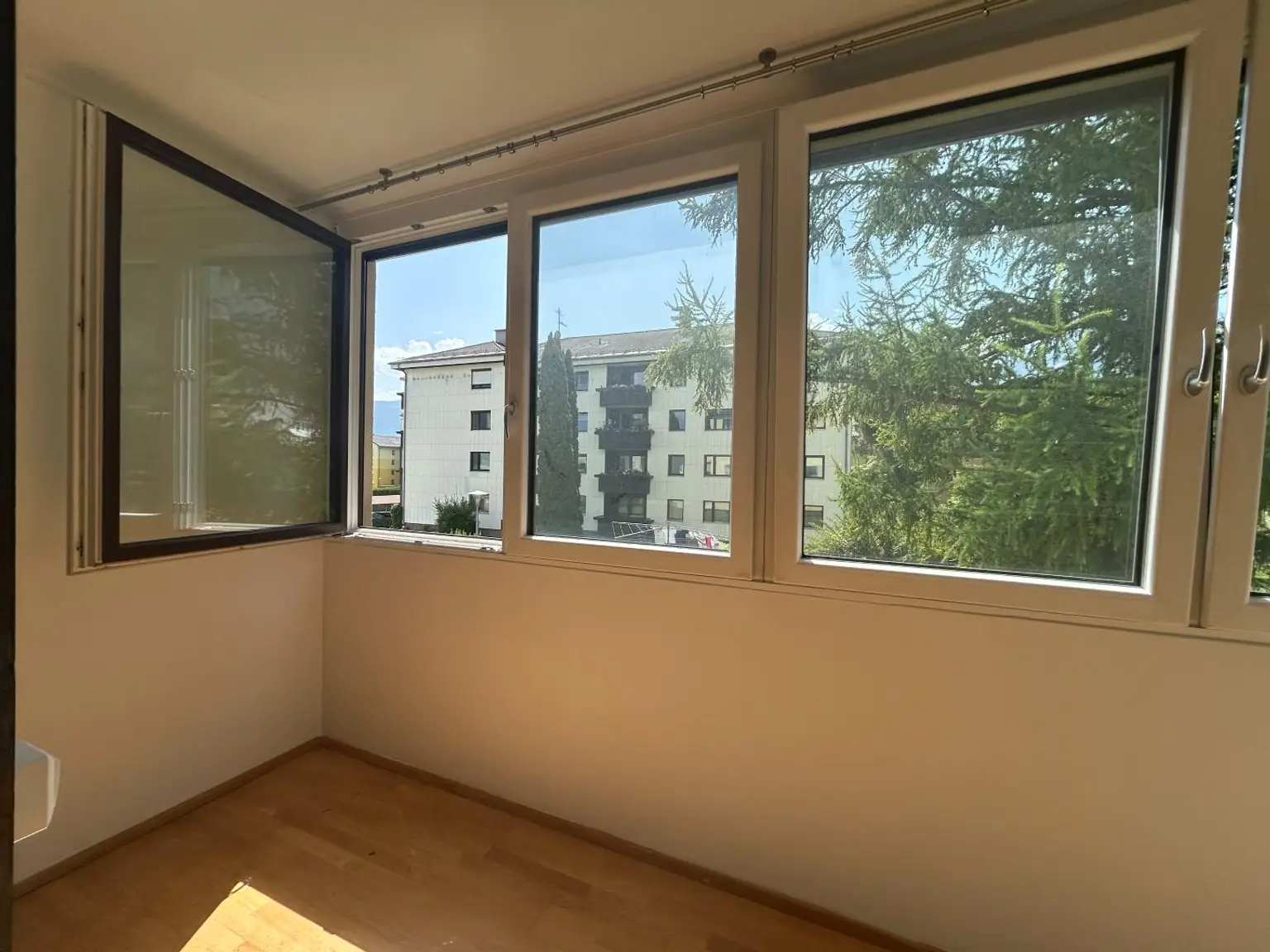Tolle 2-Zimmer Wohnung mit Loggia!
