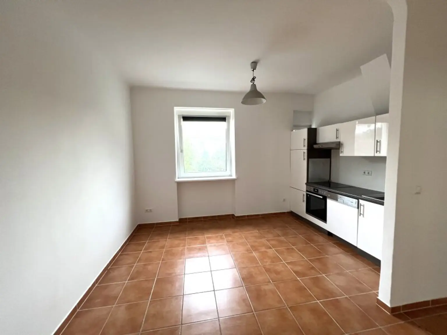 Nette, helle 2-Zimmerwohnung nahe U4