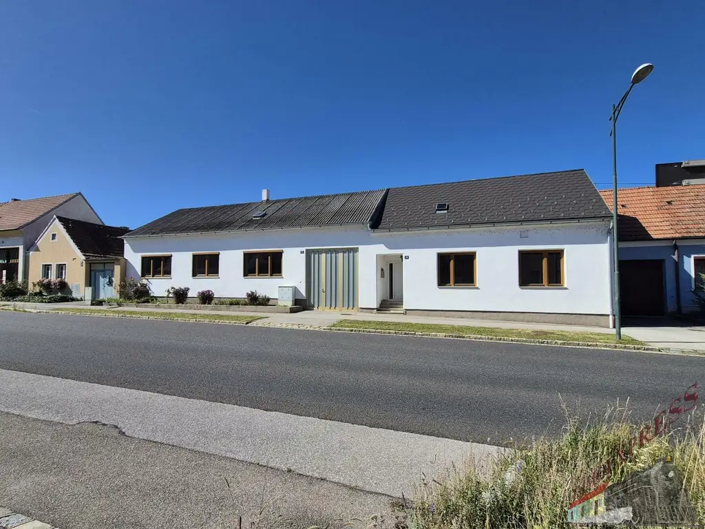 Zwei Wohneinheiten - Tierhaltung erlaubt