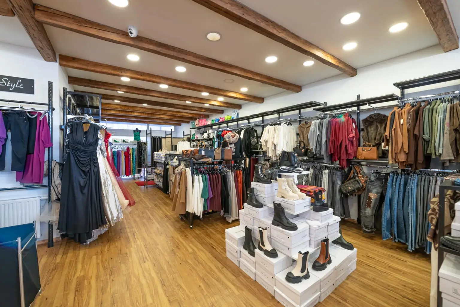 Geschäftsfläche EG