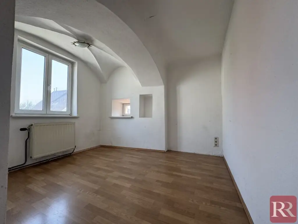 Wohnen & Gestalten: Zwei Häuser mit Innenhof und Garten