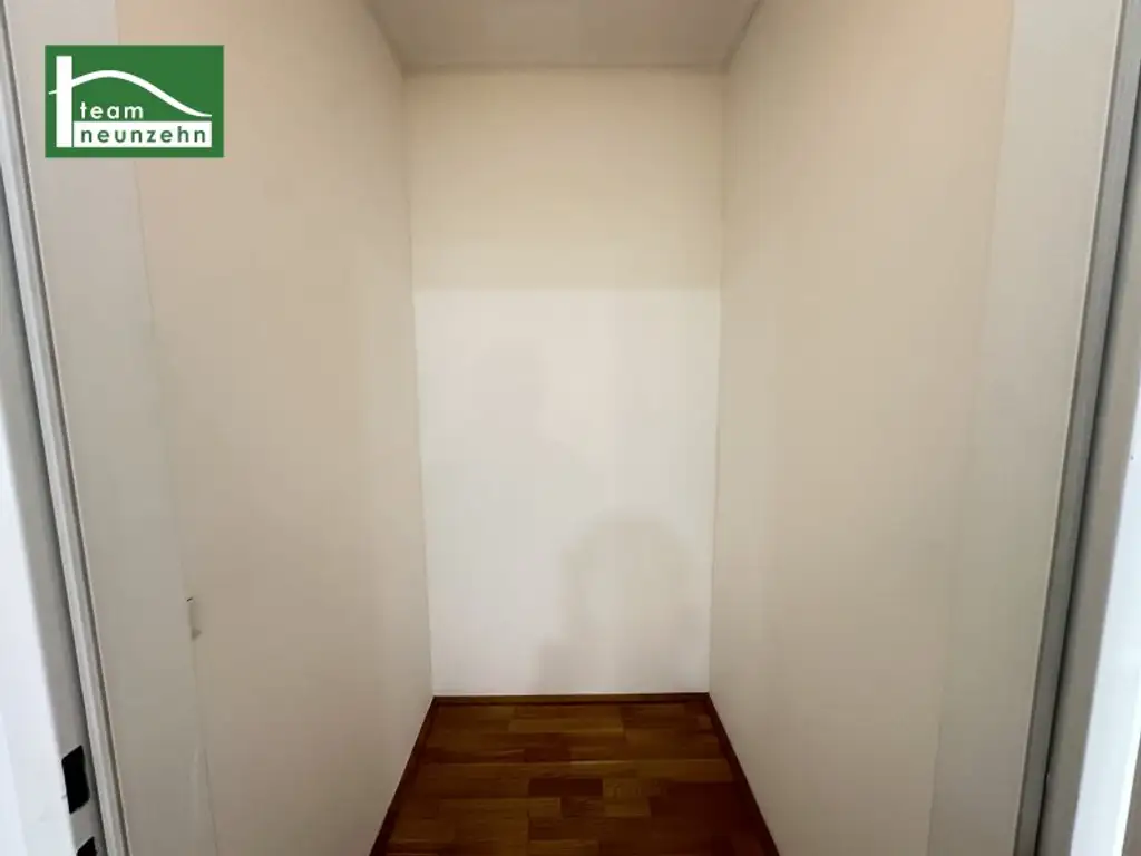 LEO 131 - Sonnige 2.5-Zimmer Wohnung mit Balkon und Abstellraum! Gut angebunden und dennoch viel Grün in der Nähe!