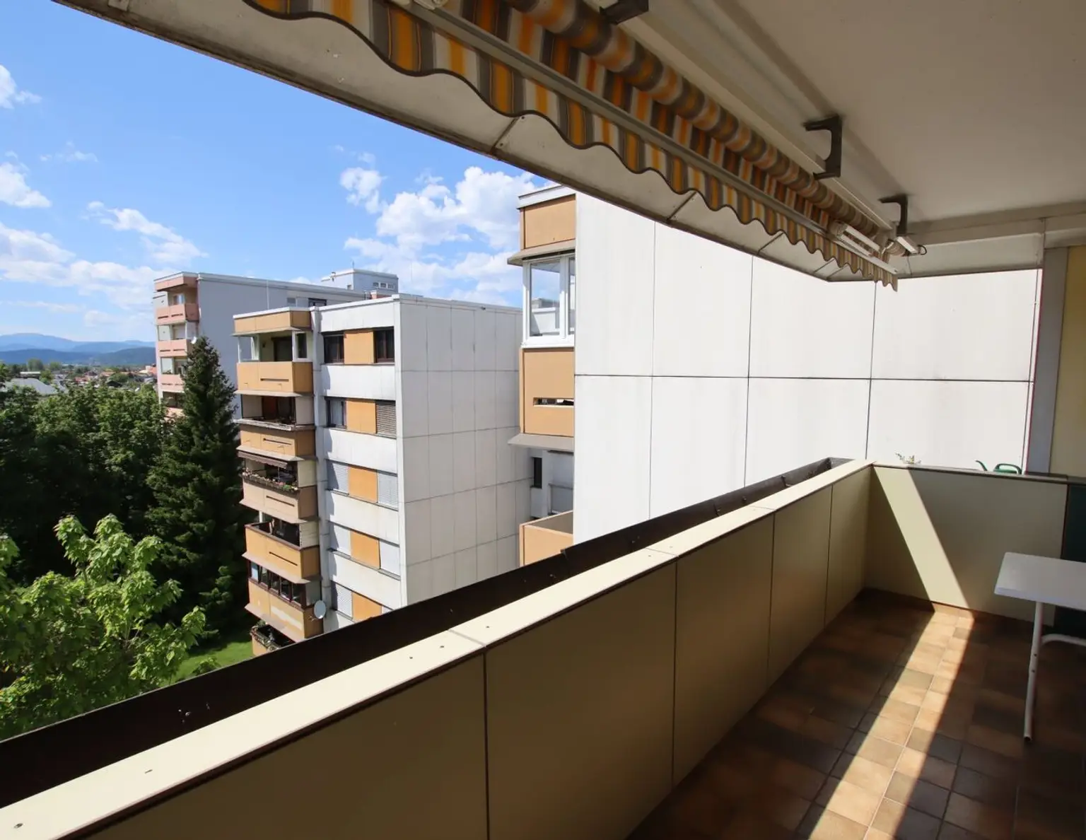 3 Zi Wohnung in Waidmannsdorf in der Lodengasse - Penthouse in Super Aussichtslage