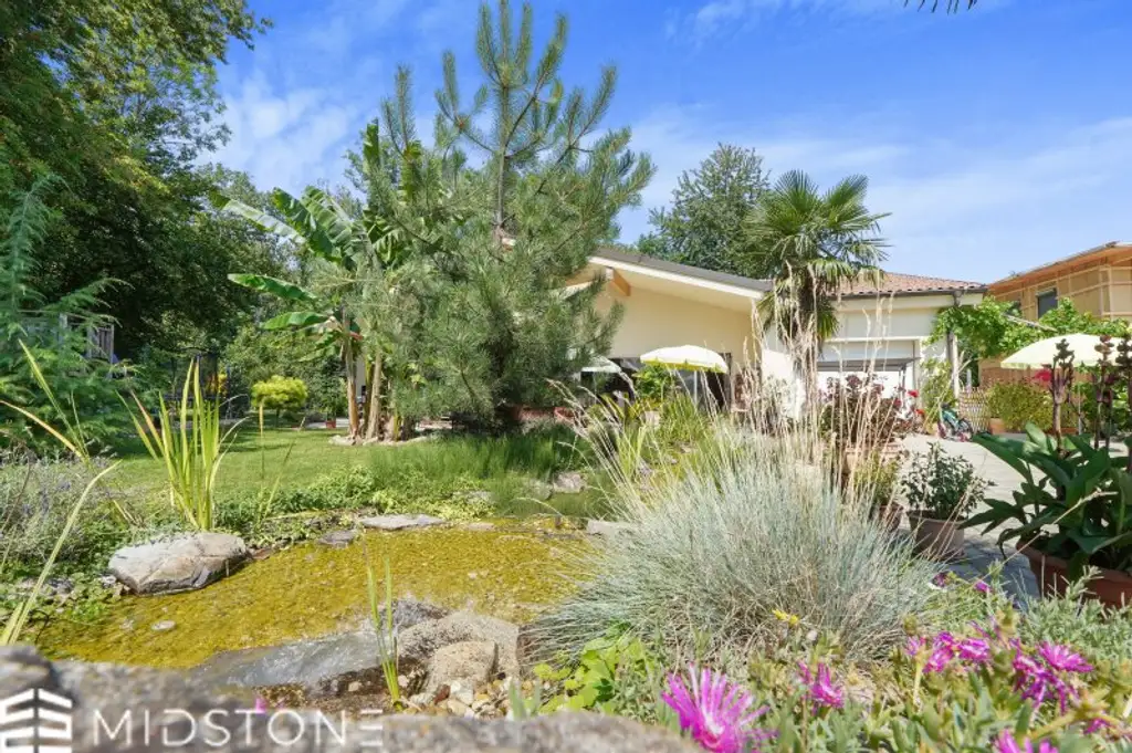 *Gartenidylle in absoluter Ruhelage* Traumhaftes Bungalow in Alleinlage
