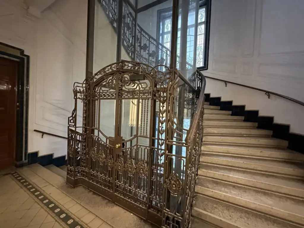 Büro nähe Karlskirche ab SOFORT