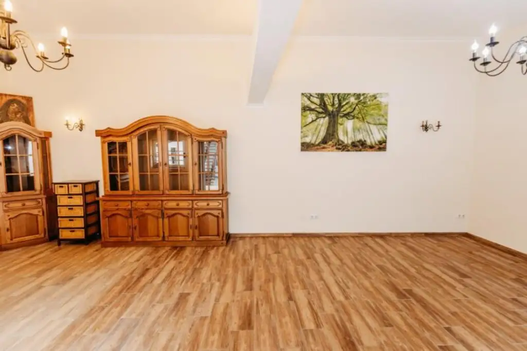 Gepflegtes, neu revitalisiertes  und liebevoll erhaltenes Landhaus. Natur, Sonne, Ruhe,  Seelenheil.