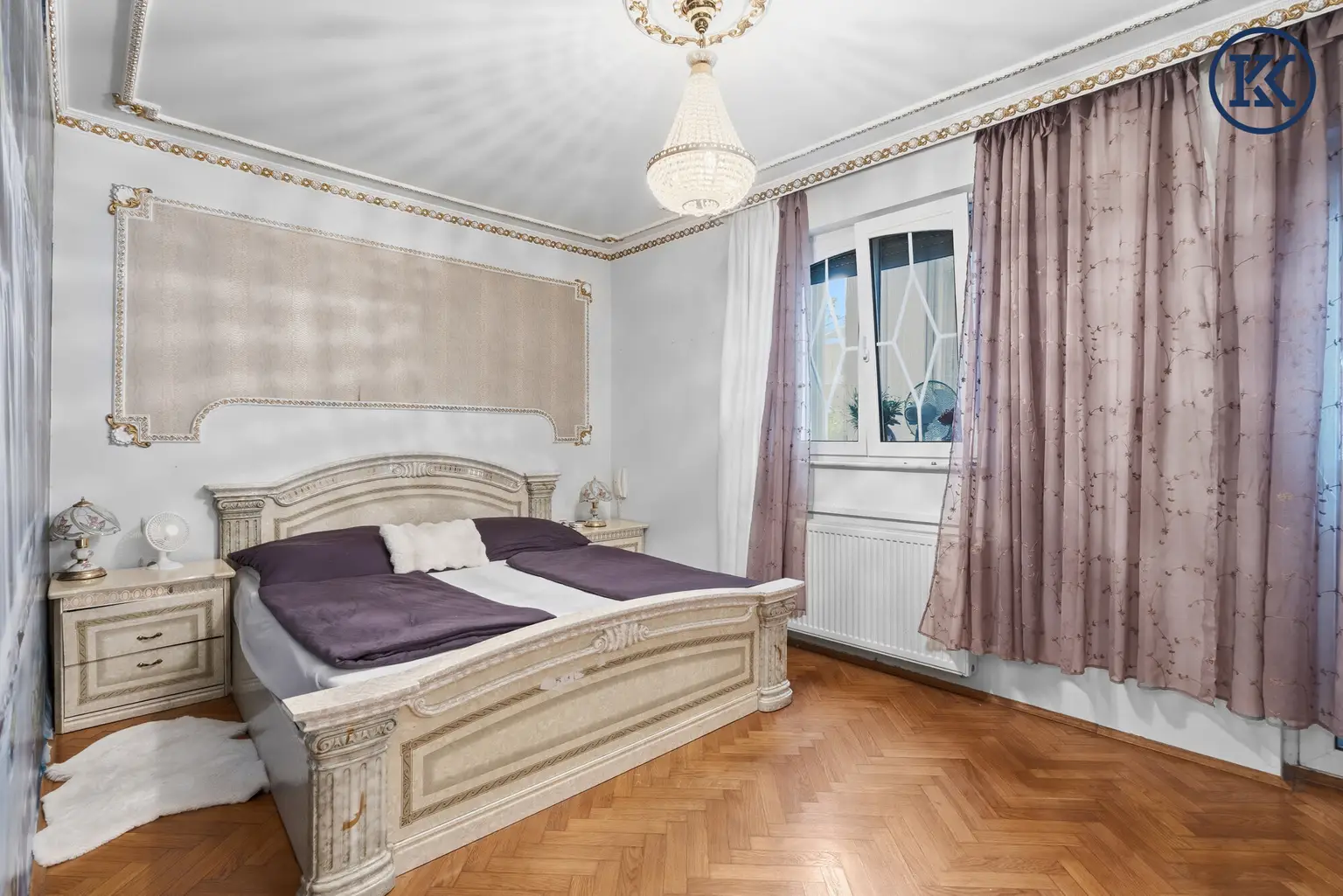 Schlafzimmer 1