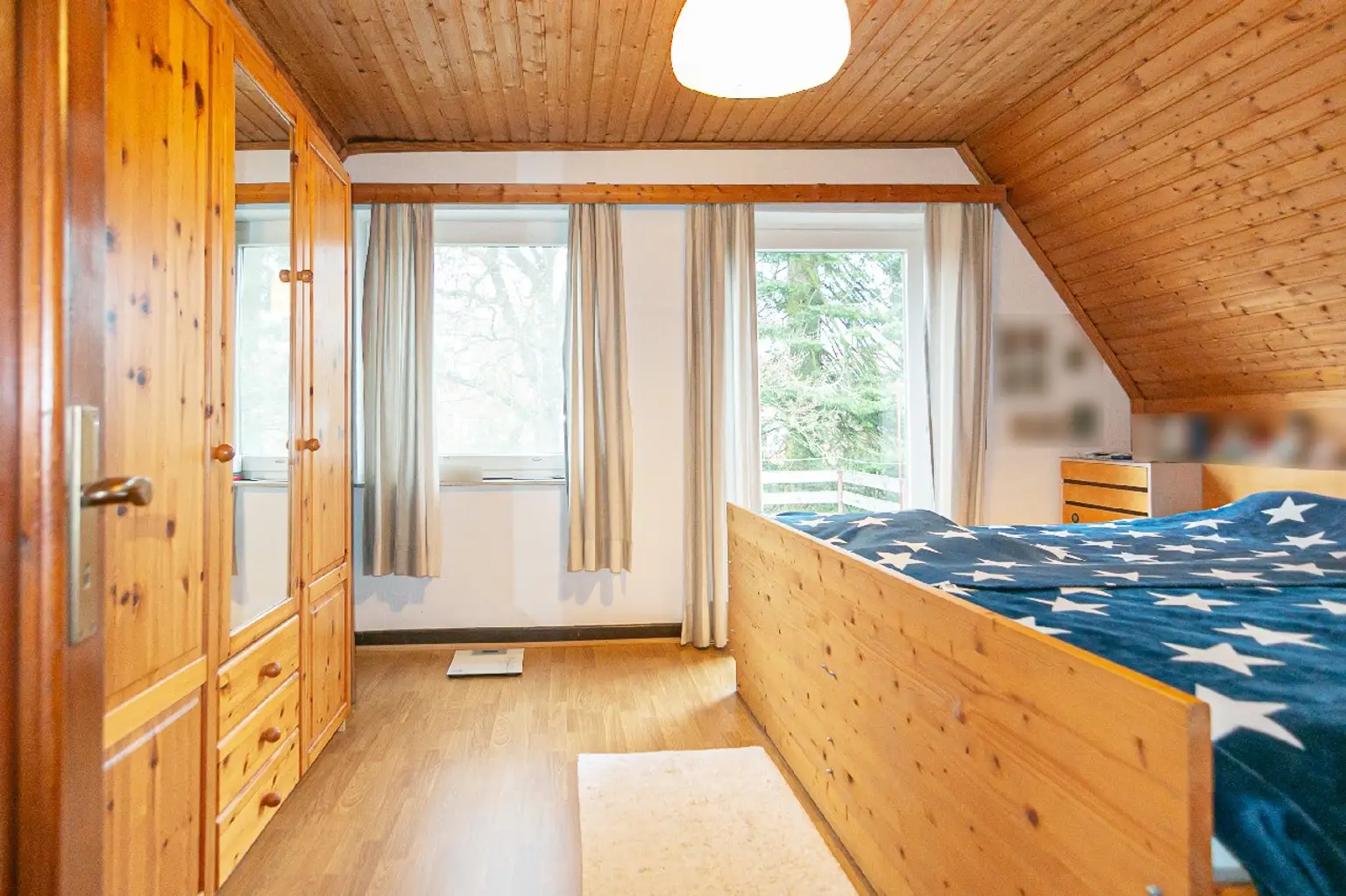 Schlafzimmer OG