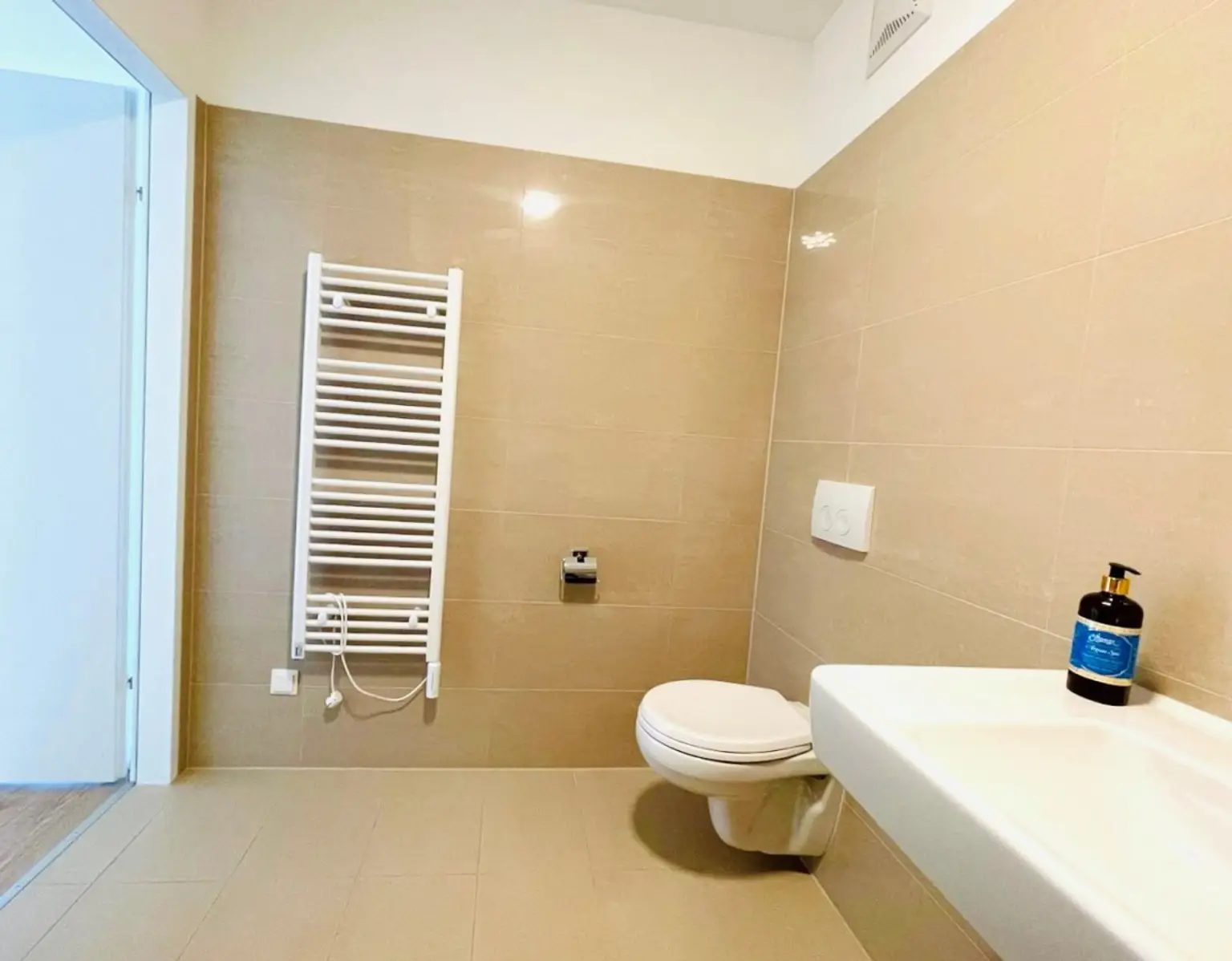 13 | ++ NEU ++ TRAUMWOHNUNG - DREI Zimmer, Küche & Terrasse | Prima Service Immobilien