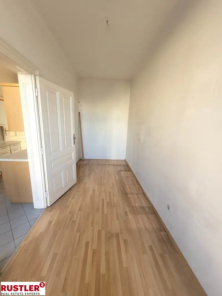 GUT GESCHNITTENE 3-ZIMMERWOHNUNG - IDEAL FÜR EINE WG!