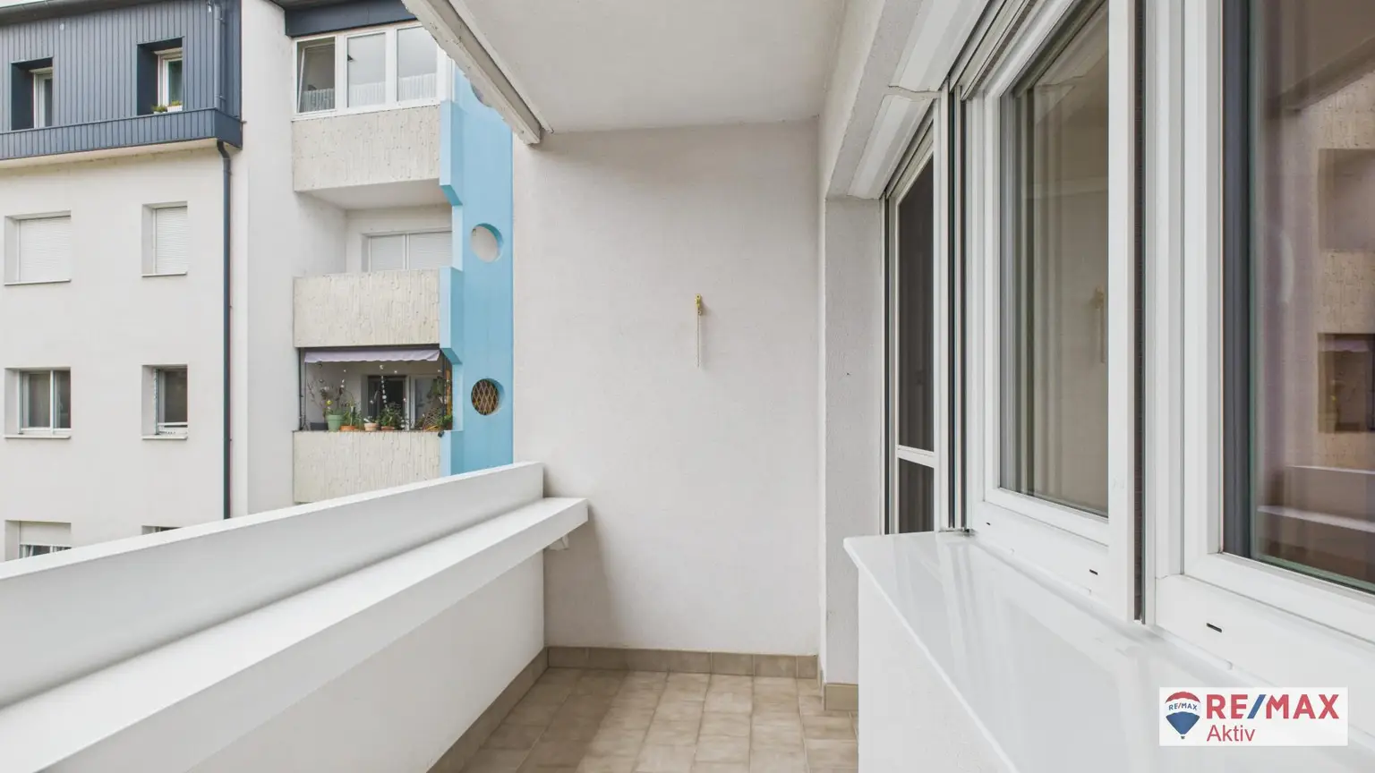 Gepflegte 3-Zimmer-Wohnung mit Loggia in zentraler Lage von Gänserndorf