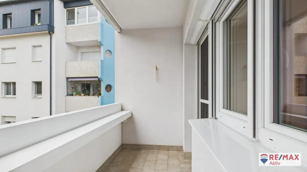 Gepflegte 3-Zimmer-Wohnung mit Loggia in zentraler Lage von Gänserndorf