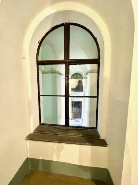 WOHNEN im 7-ten HIMMEL - INNENSTÄDTISCHE EigentumsWohnung - ELEGANTE Klassische Wiener-Altbau-Wohnung mit 2-Zimmern in Top Lage am SPITTELBERG - DURCHHAUS!