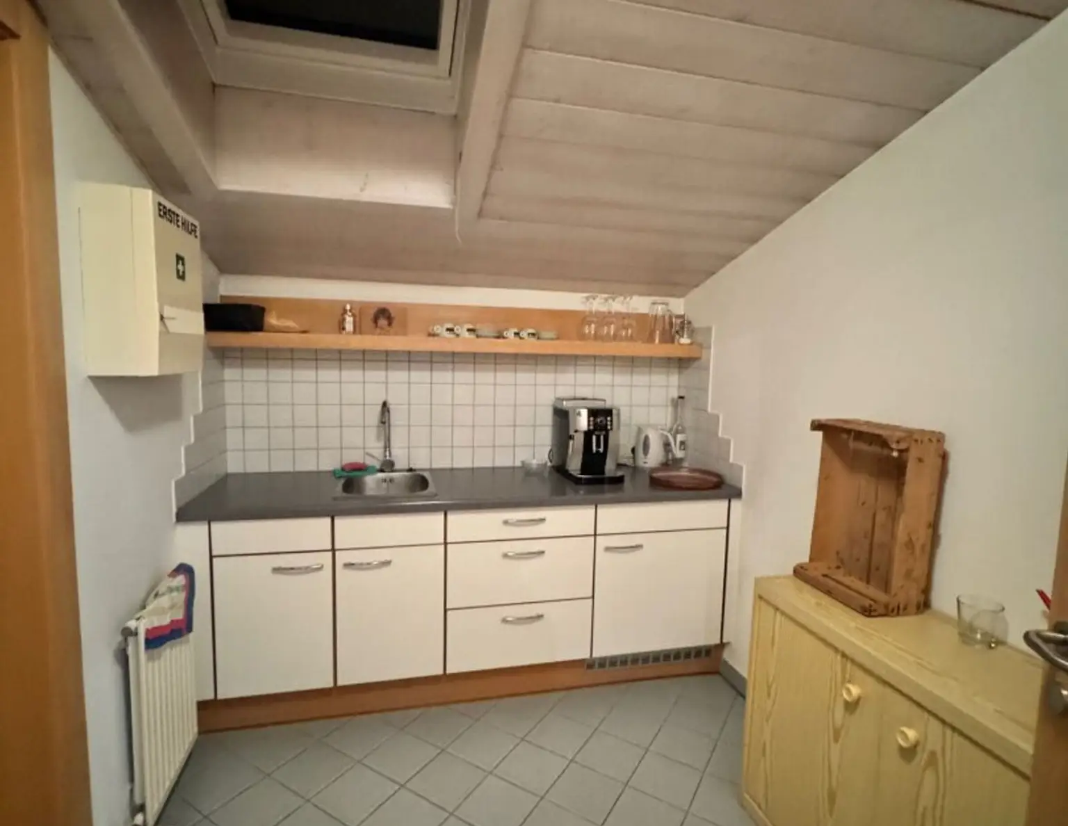 Büro mit Stil im Dachgeschoß in Buch zu mieten