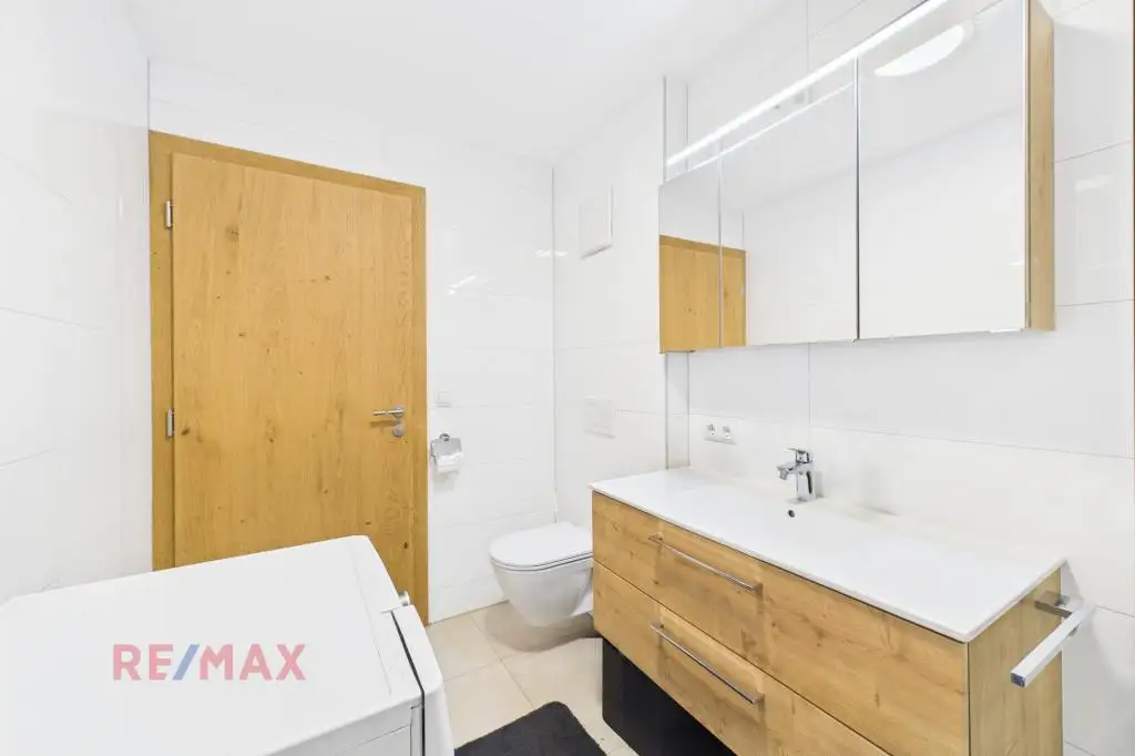 Moderne Wohnung mit Sonnenterrasse und eigenem Gartenbereich