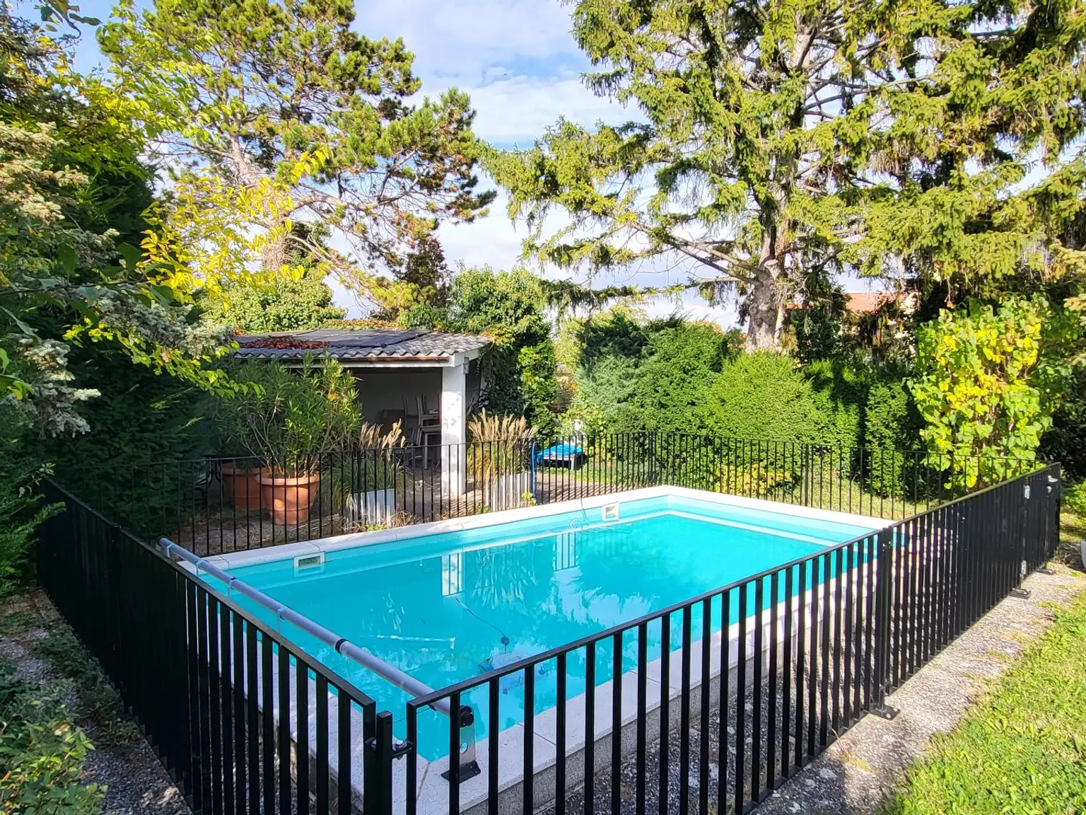 GEMÜTLICHES EINFAMILIENHAUS IN RUHIGER SIEDLUNGSLAGE