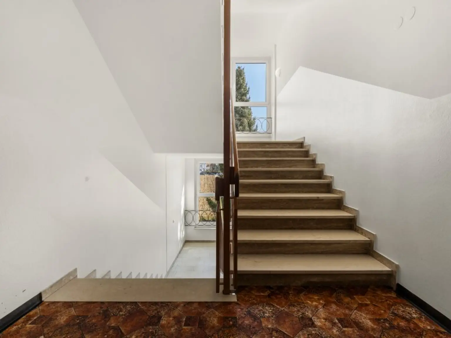 Schöne, sonnige und ruhige 94,00m² 3 Zi Wohnung mit Loggia in Klagenfurt - Karl-Marx-Straße