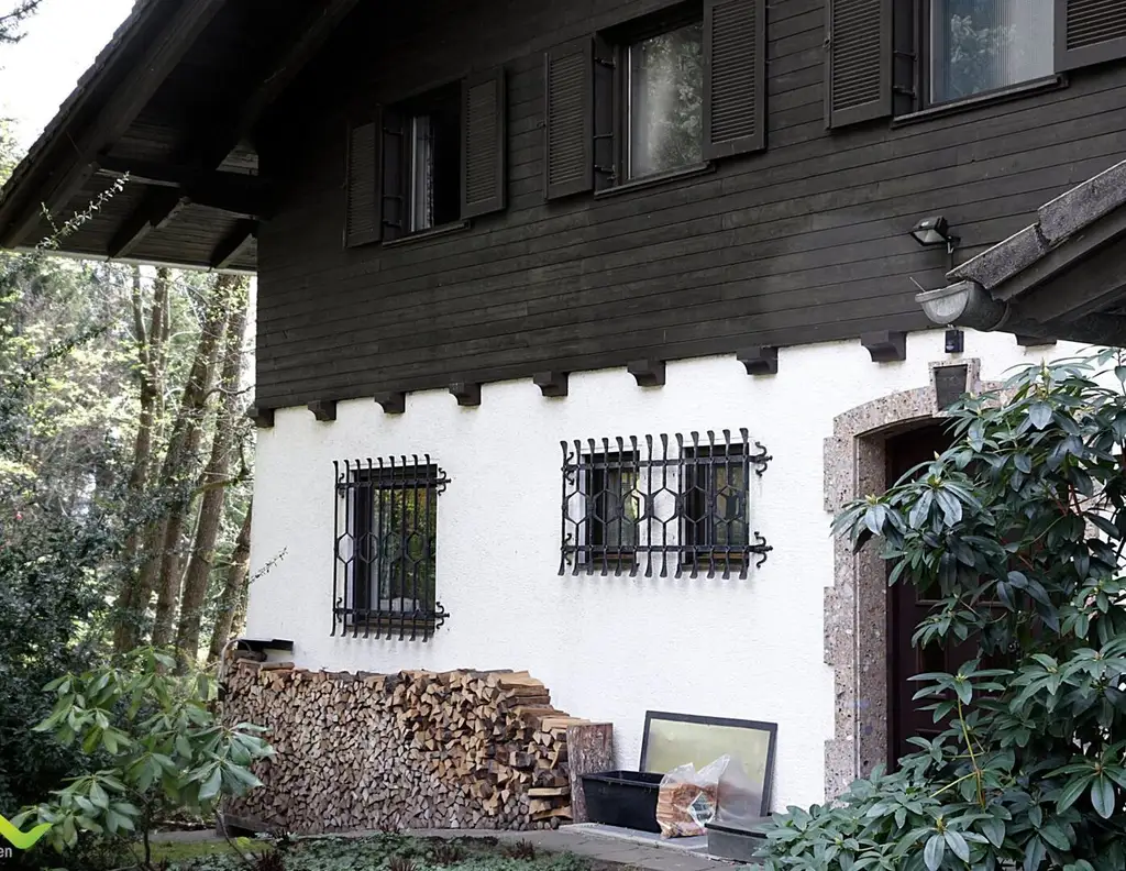 Velden - Ein/Zweifamilienhaus mit XXL-Gartenanlage, Panoramablick und Zweitwohnsitz-Widmung