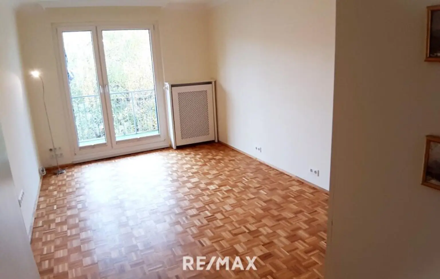 1. Etage Zimmer 1, Tür z. Loggia