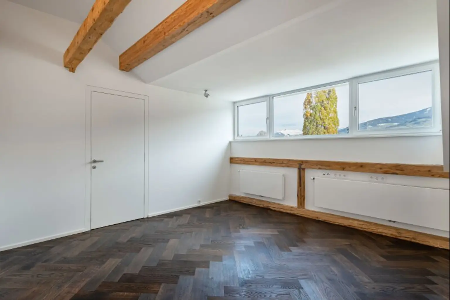Schlafzimmer mit ca. 25m²