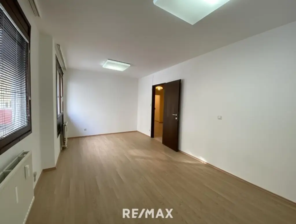 Loggia-Familien-Wohnung nahe U6 und Brunnenmarkt