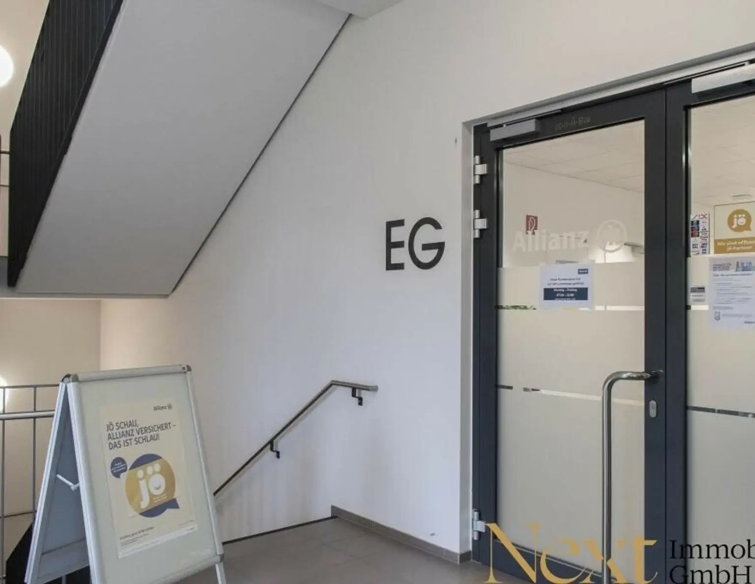 Neuwertige ca. 200m² große Bürofläche im Bürocenter Vöcklabruck zu vermieten