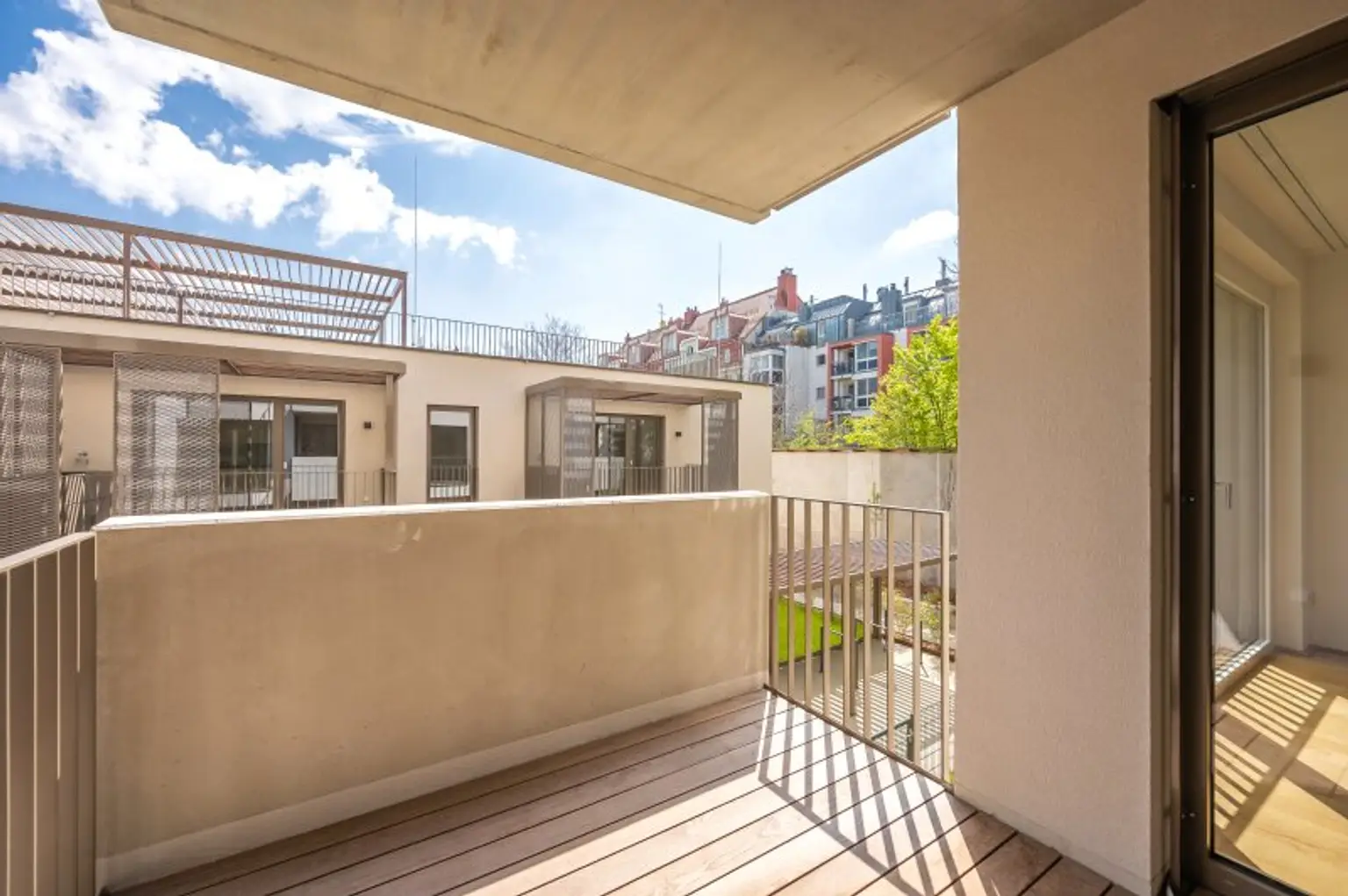 EDUART-Die Kunst des Wohnens: Hochwertiger 2-Zimmer ZWEITBEZUG mit ca. 6m² Balkon/Loggia! (6/7)