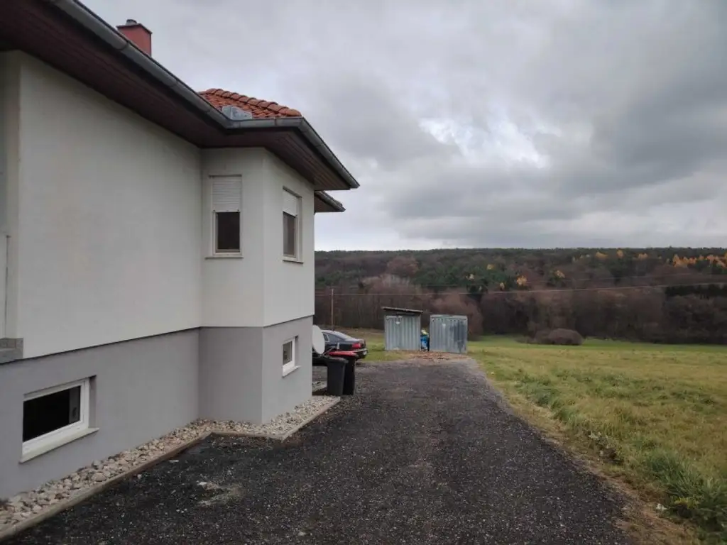 Top gepflegter Bungalow in Ruhelage – einziehen & wohlfühlen