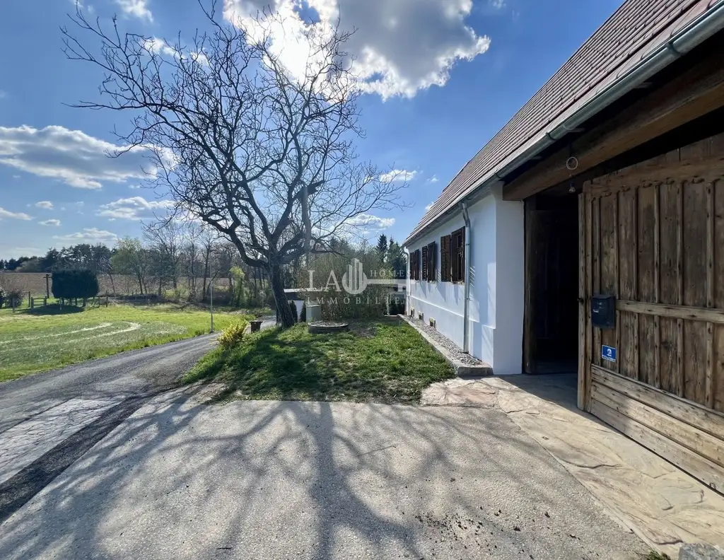 Einzigartiger & Authentischer Vierkanthof mit Arkaden im südlichen Burgenland
