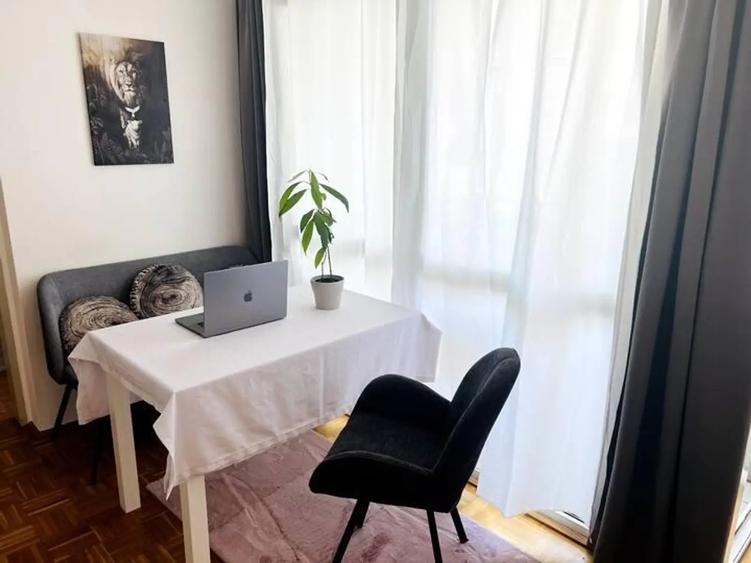 Klassische, ruhige 2-Zimmer-Wohnung mit Loggia - verfügbar ab Jänner 2026