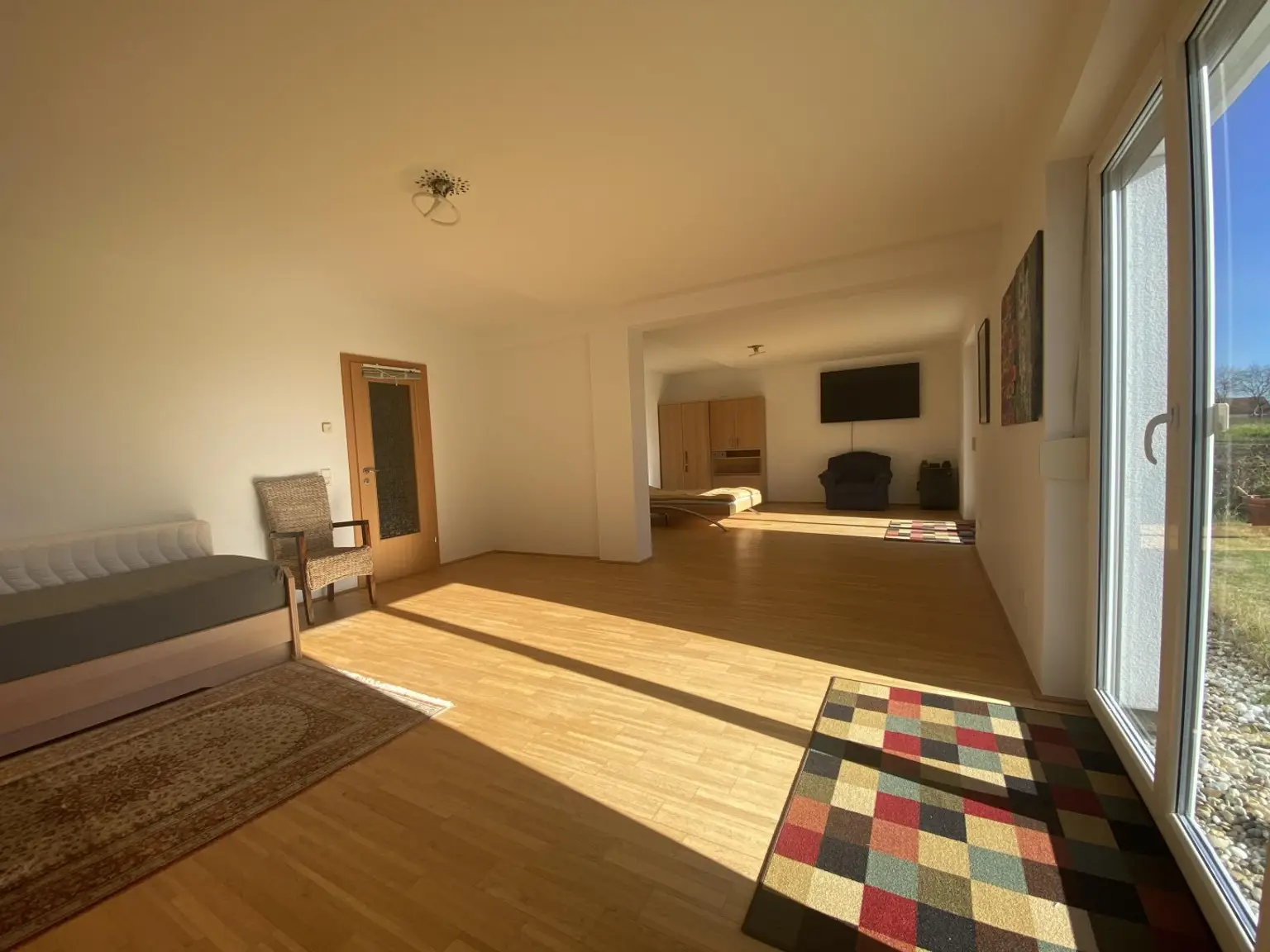 "Energieeffiziente Villa in schöner Lage"