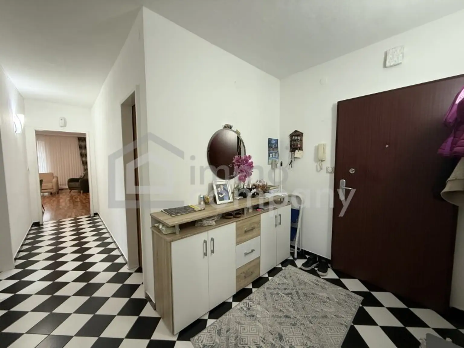 3-Zimmer-Wohnung mit Balkon in zentraler Lage – Nähe Panoramapark Neunkirchen