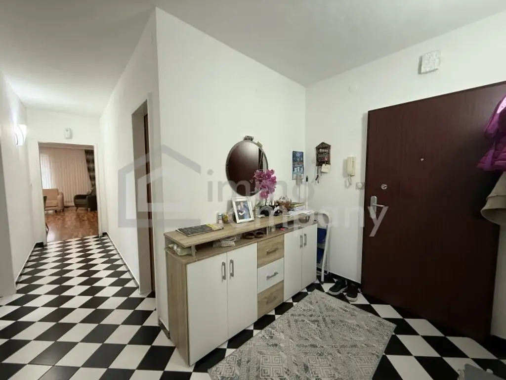 3-Zimmer-Wohnung mit Balkon in zentraler Lage – Nähe Panoramapark Neunkirchen