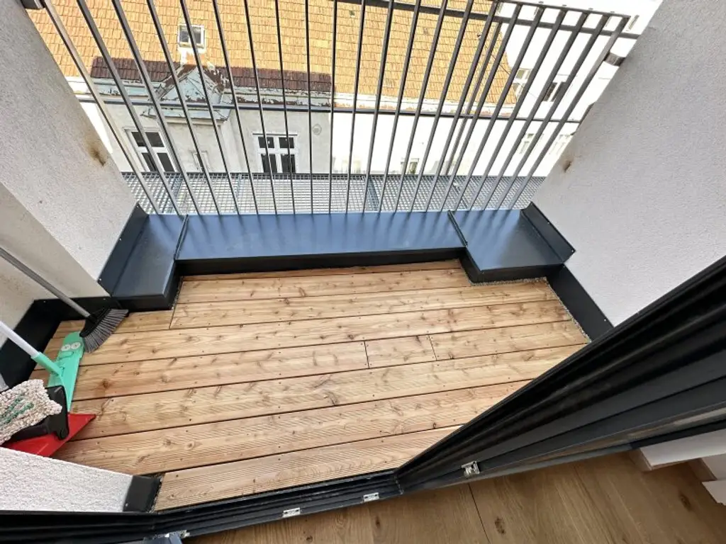 ZWEITBEZUG: 3-Zimmer-Wohnung mit Loggia in der Varnhagengasse