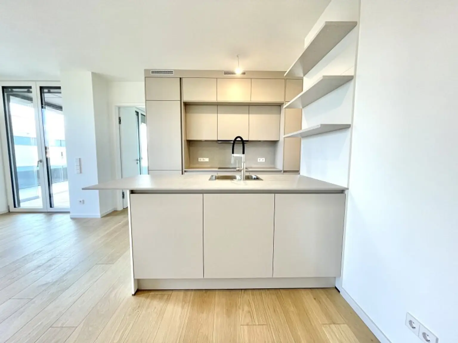 ***Grünblick im Viertel Zwei – Exklusives Wohnen über den Dächern Wiens - Infinity Rooftop-Pool - Panoramasauna - Fitnessbereich***