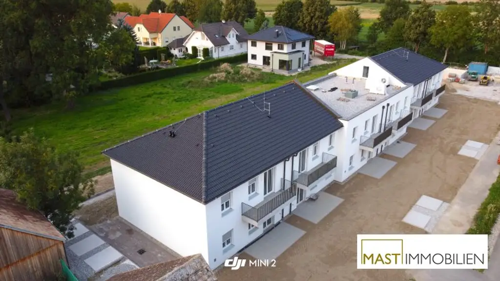 In Kürze verfügbar - 3 Zimmer Garten- bzw. Balkonwohnungen inkl. EWE Einbauküche und KFZ Stellplatz