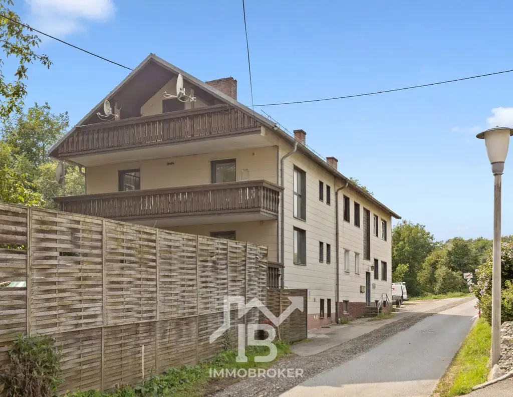 Kleines Zinshaus in St. Florian mit 5 Wohnungen zu verkaufen - ca. 4,3% Rendite!