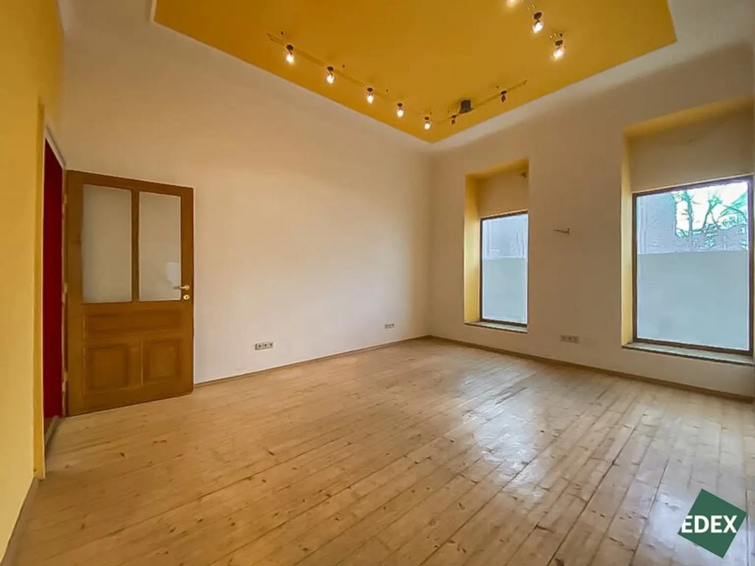 Freundliches Geschäftslokal in U-Bahn Nähe