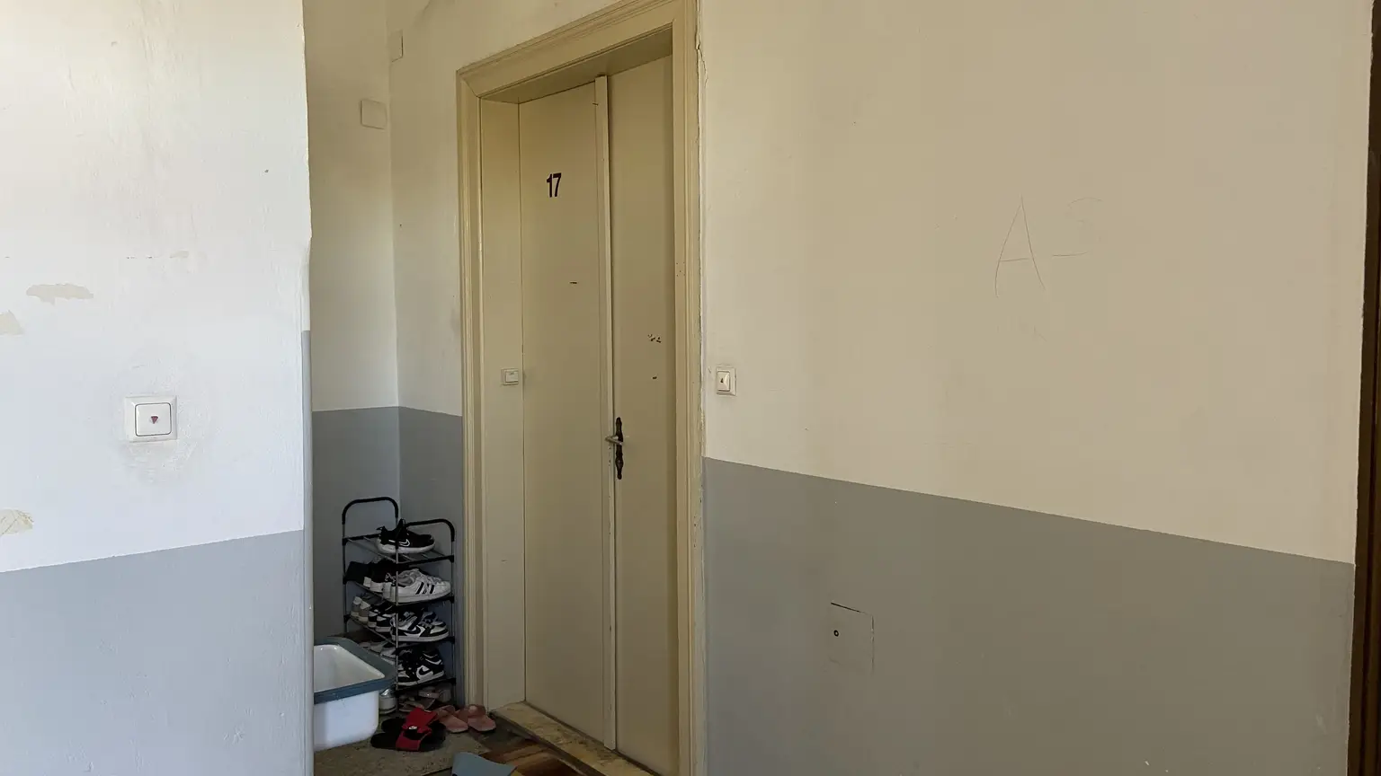 77 m² mit Potenzial – 3-Zimmer-Wohnung im 22. Bezirk