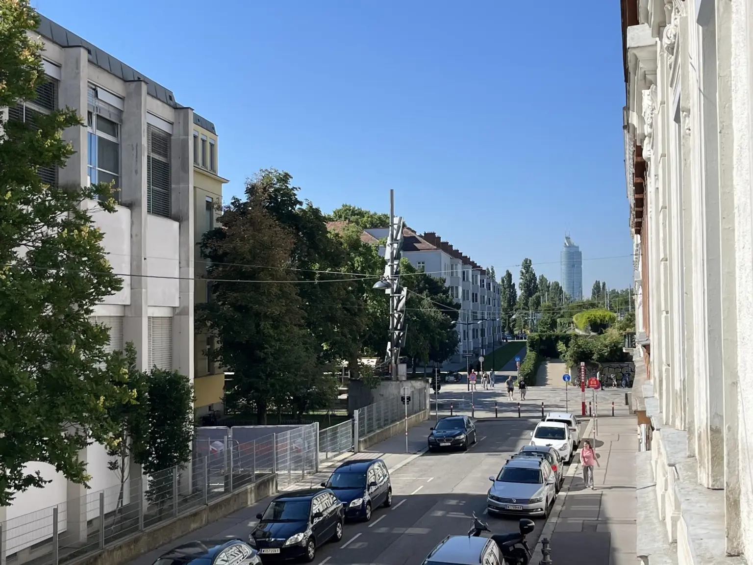 Sehr charmante Altbauwohnung in TOP-Lage