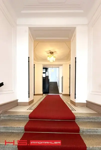 GRÜNDERZEITJUWEL - STILWOHNUNG IN SUPERLAGE - PERFEKTER  GRUNDRISS MIT GRÜNBLICK - 3. WOHNETAGE