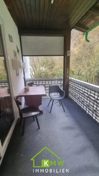 NEU AM MARKT: Wohnhaus am Waldrand