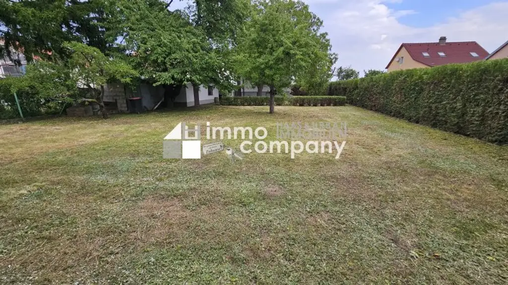 Renovierungsbedürftiges Haus mit Grünblick in Trautmannsdorf/Leitha zu verkaufen!