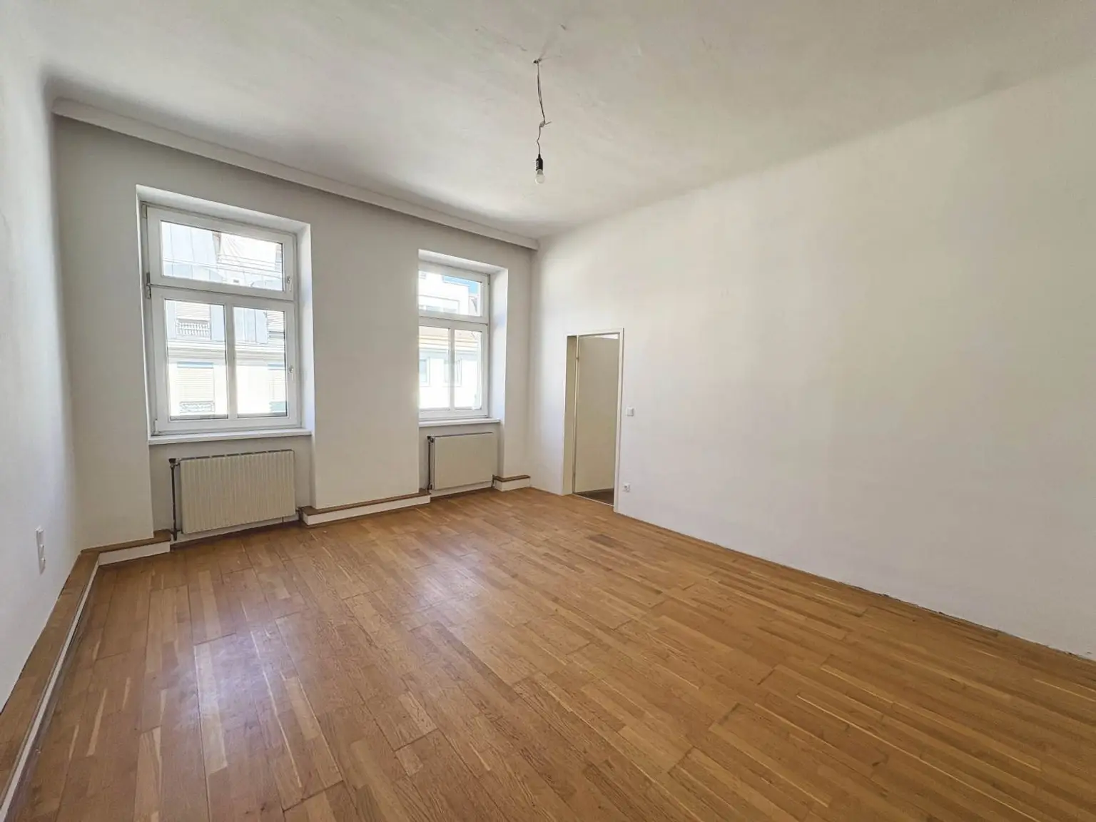 Gut aufgeteilte 3 Zimmer Wohnung mit neuer Küche -
Nähe Klinik Landstraße