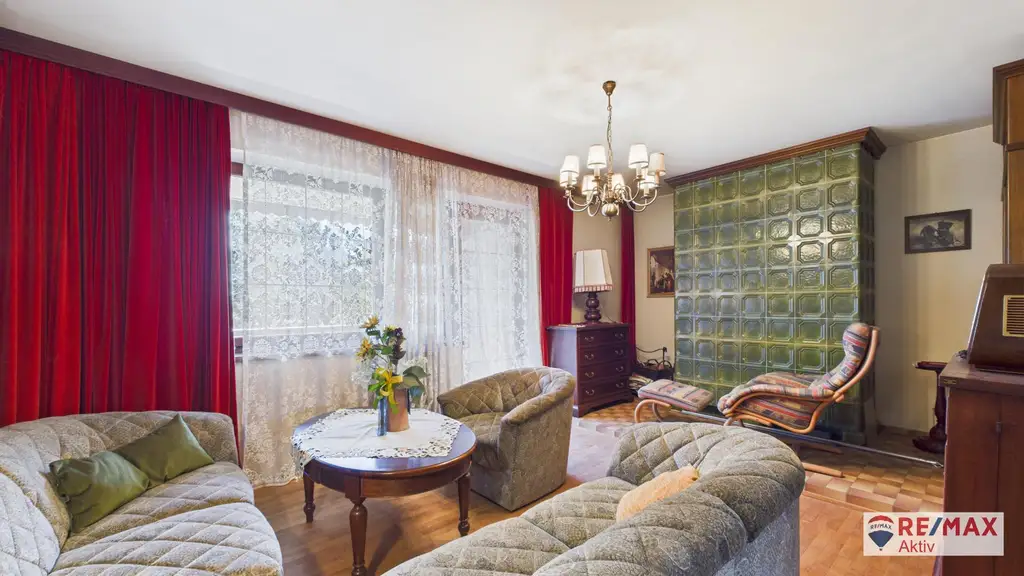 Einfamilienhaus mit großem Garten und viel Potential zur Erweiterung