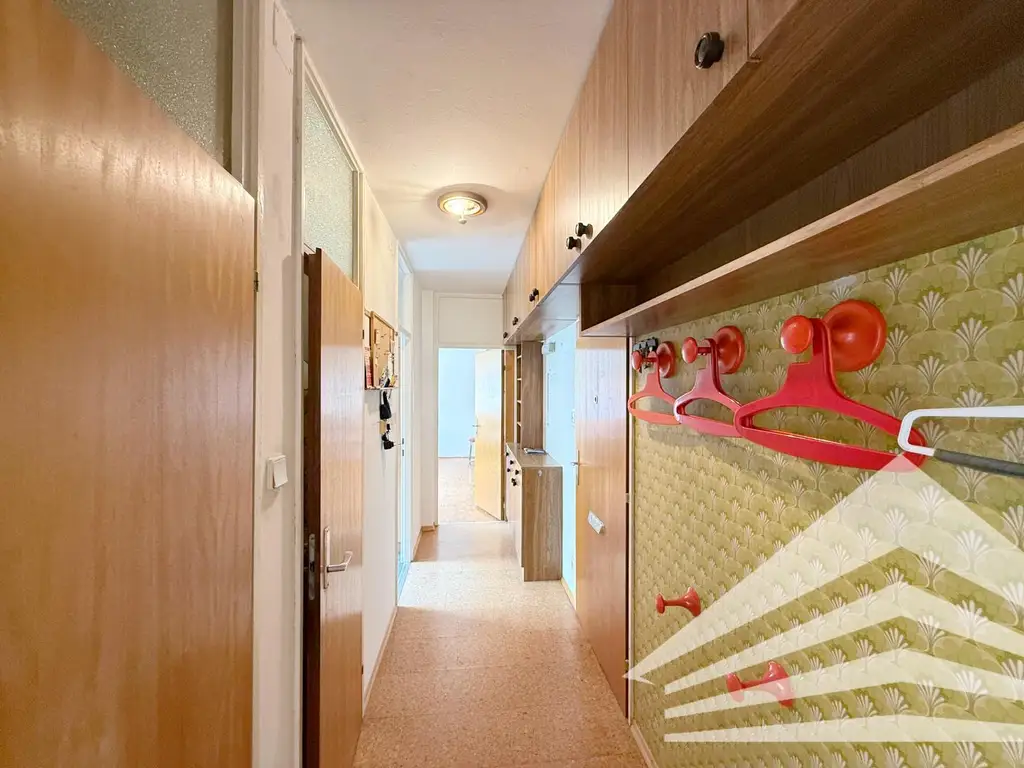 Leondinger Bestlage! Sanierungsbedürftige 2-3 Zimmerwohnung mit Garage!