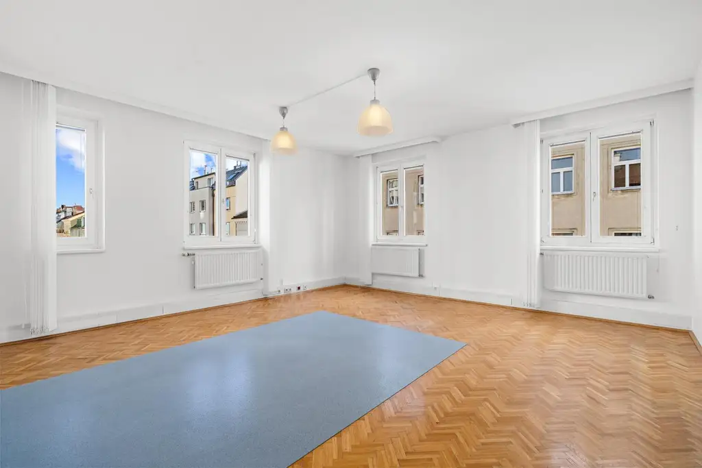 "Traumwohnung mit Blick auf die St. Elisabeth Kirche"