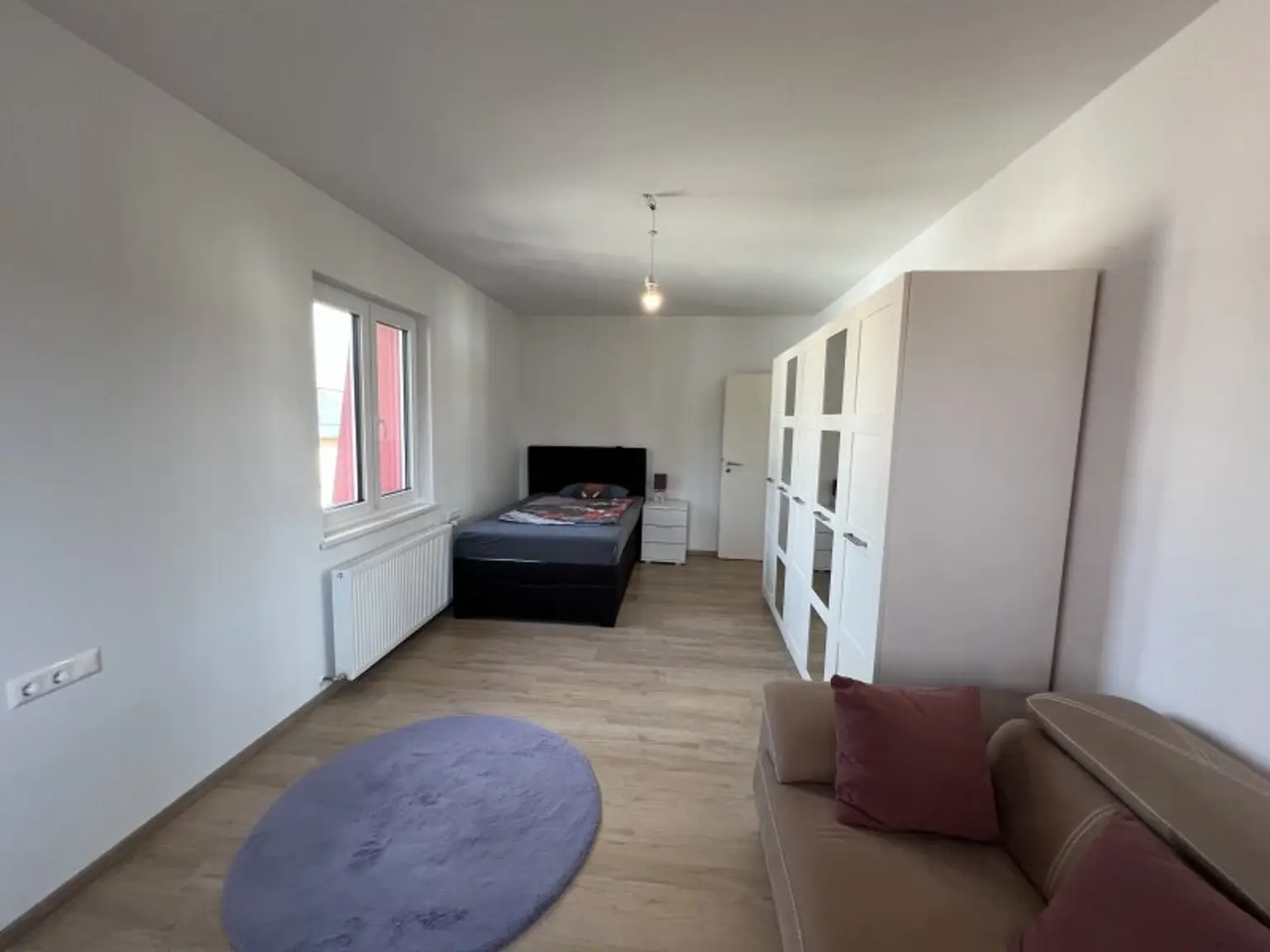 CHARMANTES EINFAMILIENHAUS